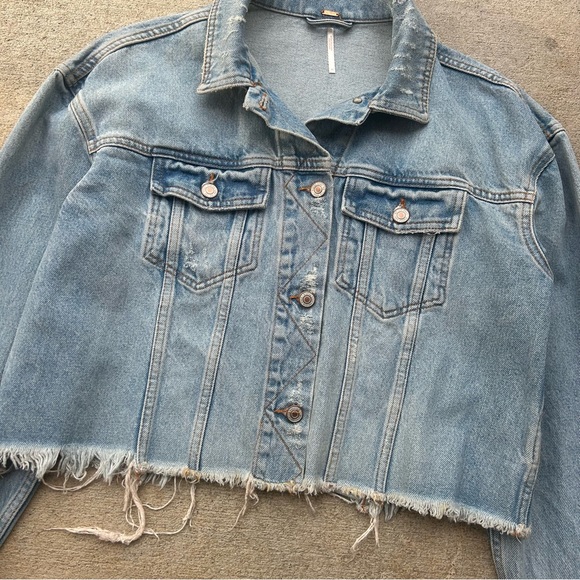 Free People Denim Jean Jacket Size XS - Picture 2 of 5